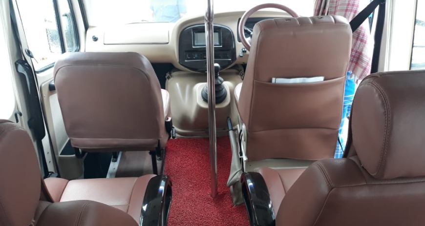 8 Seater Tempo Traveller Rental in Pune