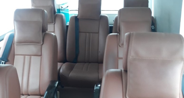 8 Seater Mini Bus Rental/ Hire in Pune